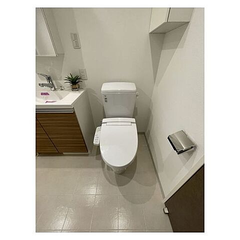 トイレ　※別室参考写真