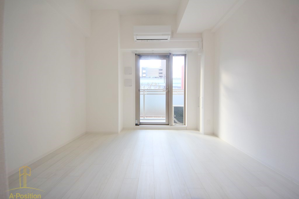 居室・リビング　エスリード南森町ラグシス