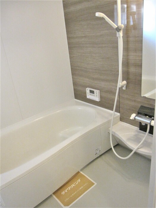 バス・シャワールーム　浴室