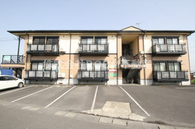 建物外観　落ち着いた雰囲気の外観です