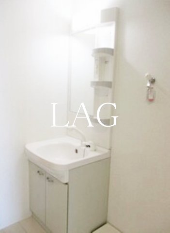 洗面設備　洗面台です。