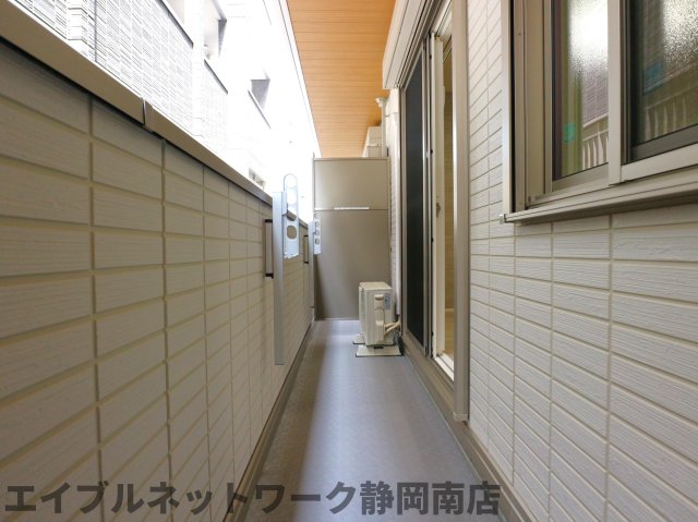 バルコニー　広々としたバルコニーです