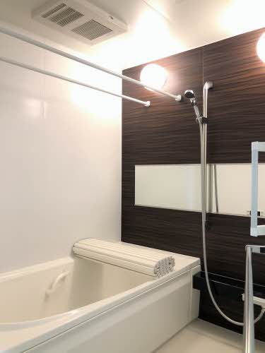 バス・シャワールーム