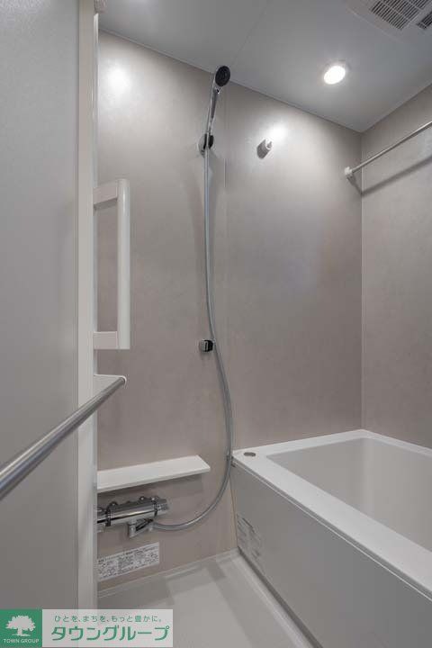 バス・シャワールーム　バス