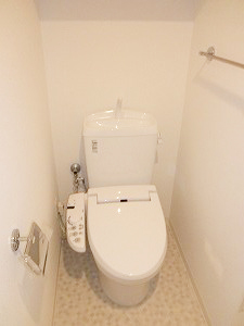 トイレ　★温水洗浄便座★