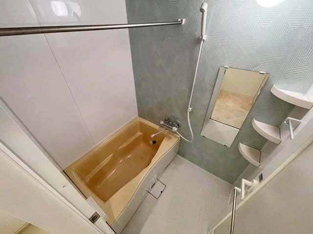 バス・シャワールーム　バス