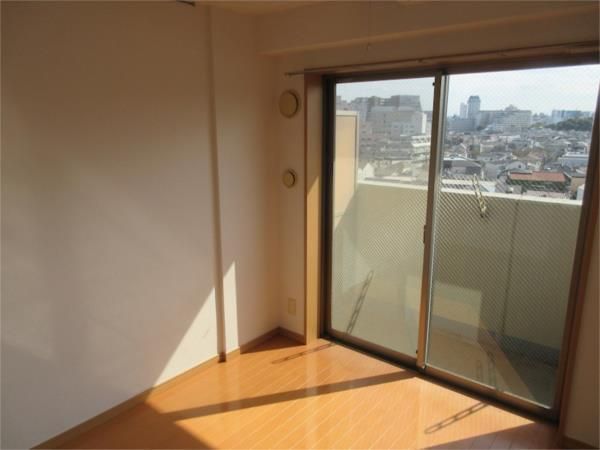 居室・リビング　（別タイプ参考写真）シンシティー板橋本町　板橋区稲荷台