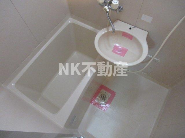 バス・シャワールーム　お風呂で日々の疲れを落としましょう