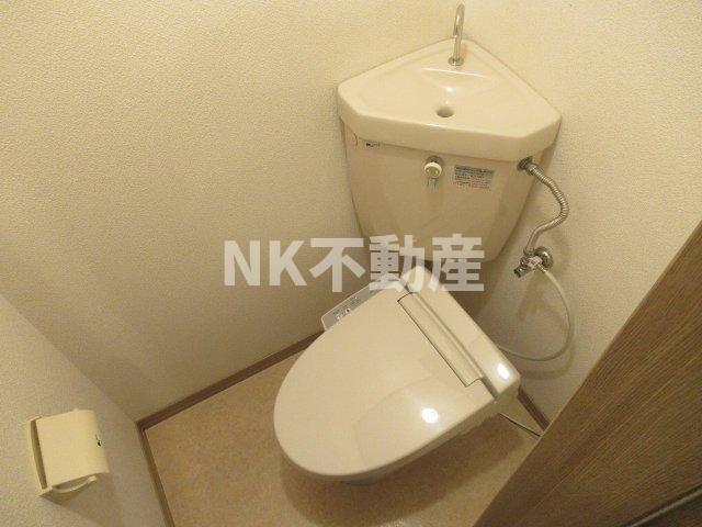 トイレ　落ち着いたトイレです