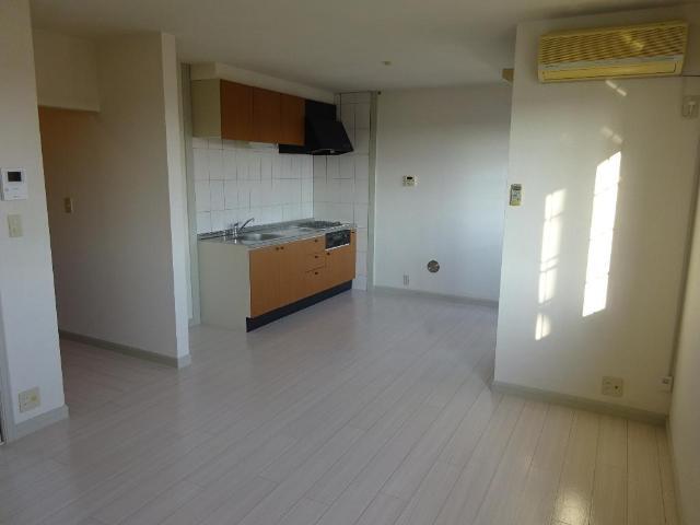 居室・リビング　リビング