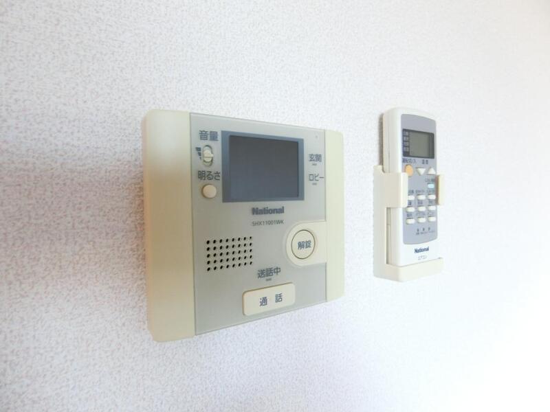 セキュリティ　カメラ付きインターフォンで安心