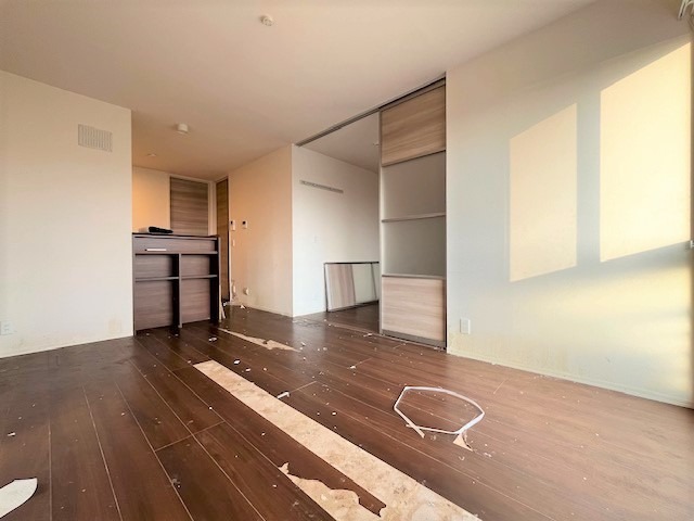 居室・リビング　改装中