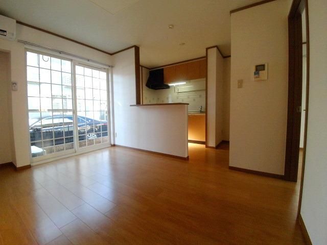 居室・リビング　★広々としたフローリングのお部屋★