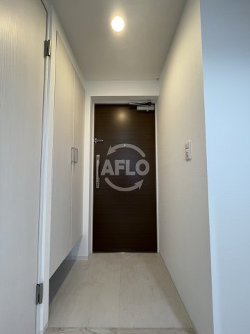 玄関　アドバンス大阪ルーチェ　玄関