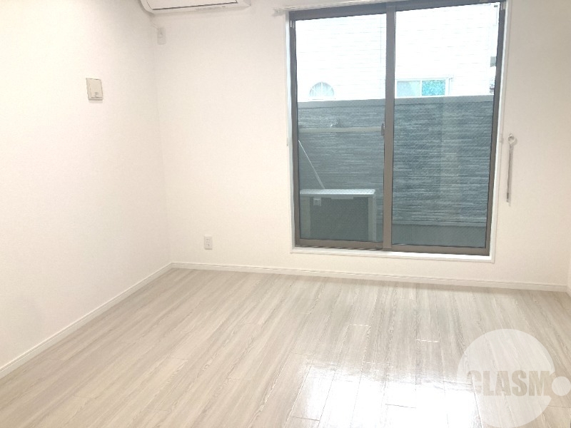 居室・リビング　明るいお部屋です♪