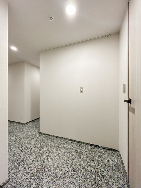 玄関　※写真は同タイプ住戸です。