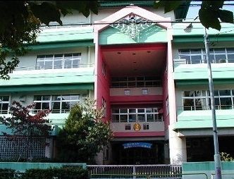 小学校　松葉小学校（小学校）まで150m