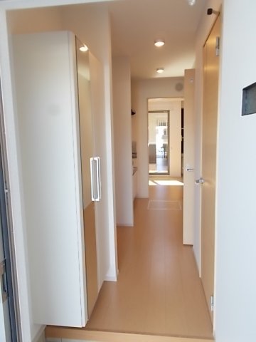 玄関　シンプルで使いやすい玄関です