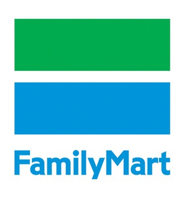 コンビニ　ファミリーマート（コンビニ）まで190m