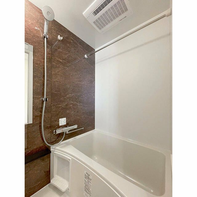 バス・シャワールーム　別タイプ部屋　参考写真です