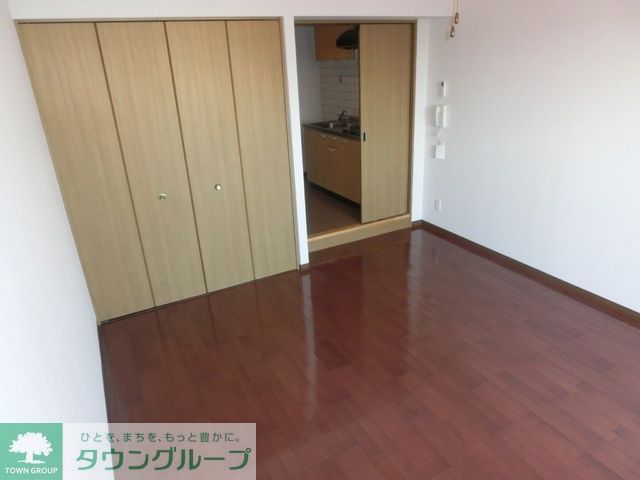 居室・リビング　広々とした居室