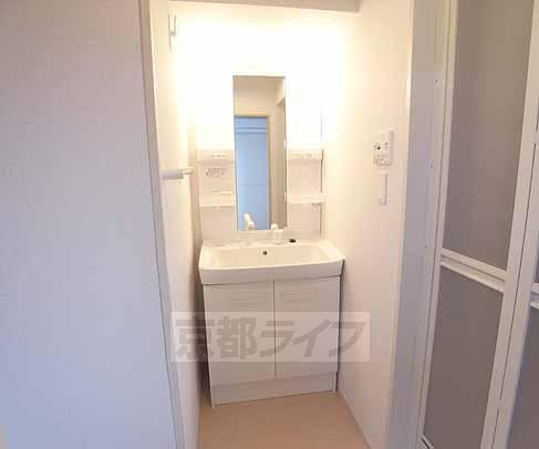 洗面設備　洗面所です。