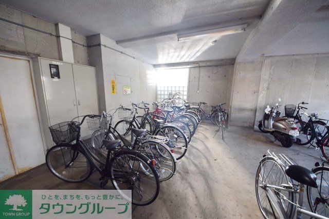 その他共有部分　駐輪場♪