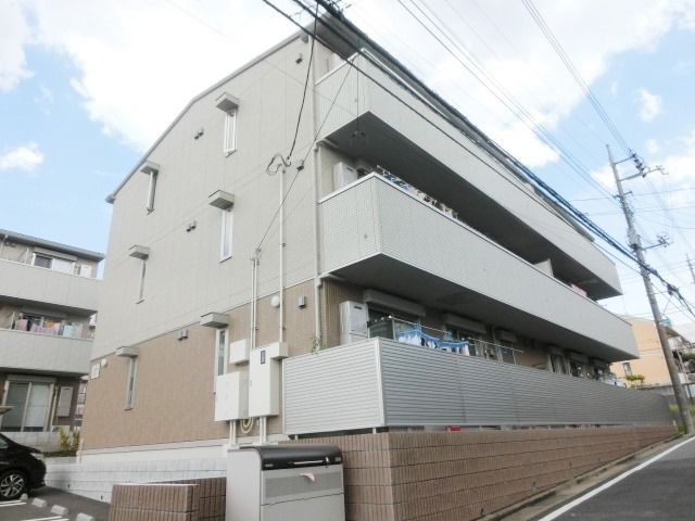 建物外観　2019年6月完成の築浅物件です