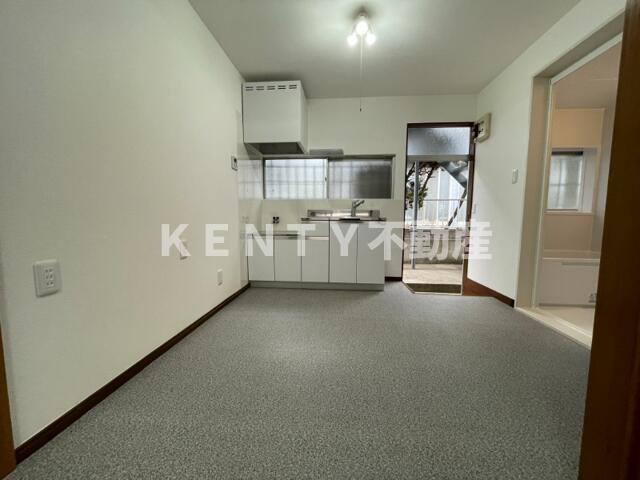 居室・リビング　ゆったり過ごせる居間です