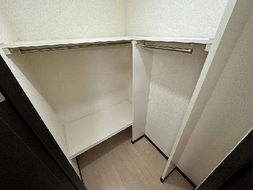 収納　ウォークインクローゼット