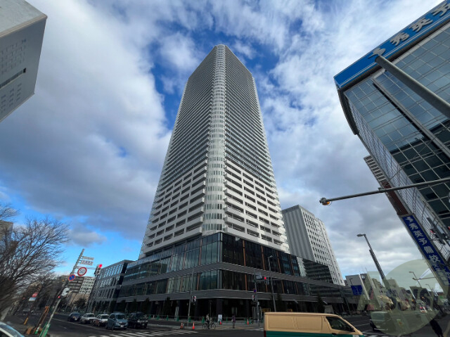 建物外観　札幌市北区北８条「ＯＮＥ札幌ステーションタワー」