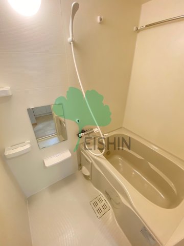 バス・シャワールーム　清潔感のある浴室です！