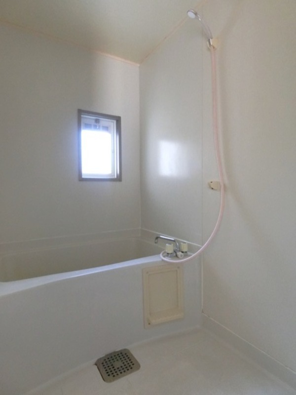 バス・シャワールーム　図面と現状に相違がある場合には現状を優先