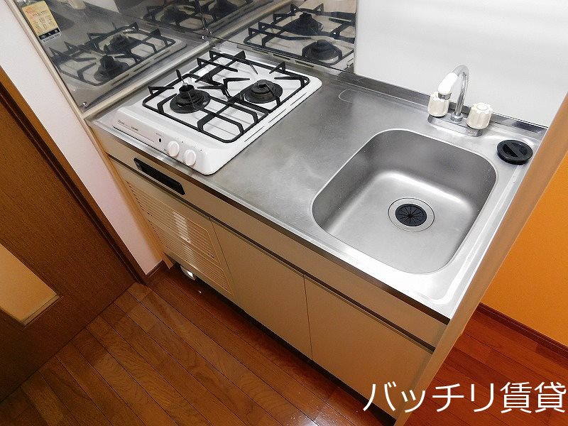 キッチン　同型イメージの為、現状を優先致します。