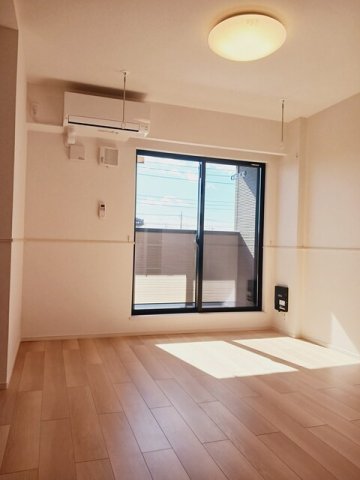 居室・リビング　おしゃれな居間です