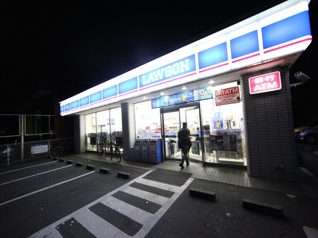 コンビニ　ローソン 総合体育館前店（コンビニ）（コンビニ）まで80m