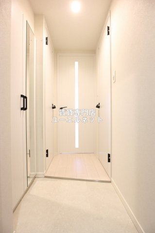 玄関　住まいの顔ともなる玄関