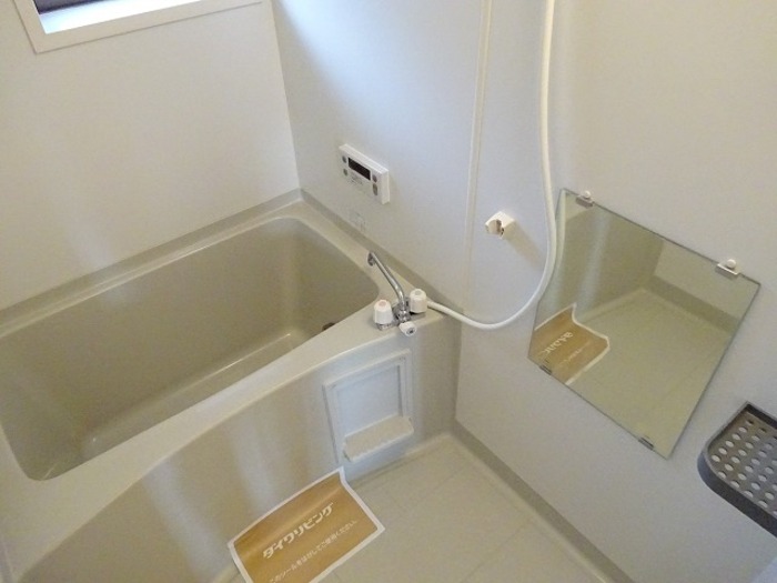 バス・シャワールーム　きれいなお風呂です