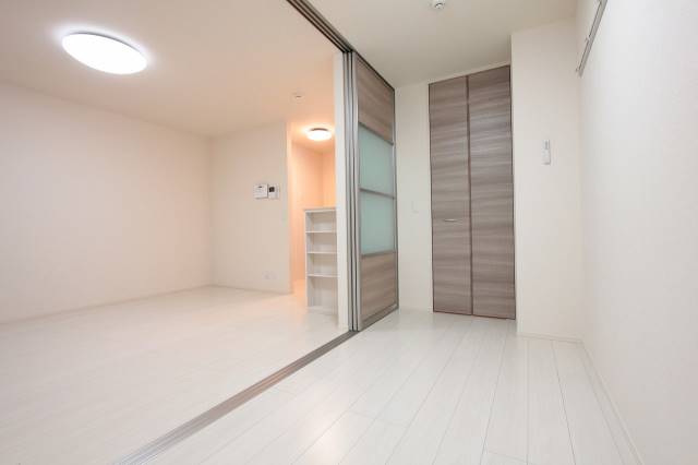 その他部屋・スペース　仕切りを開ければ開放感があります