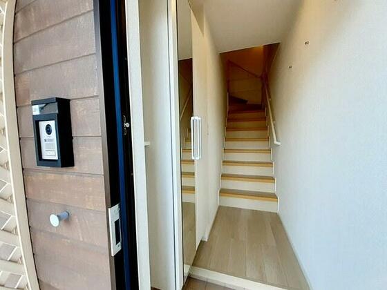 エントランス　玄関