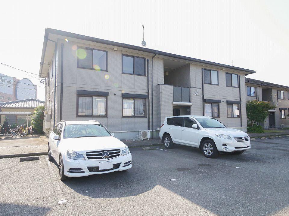 エントランス　建物外観