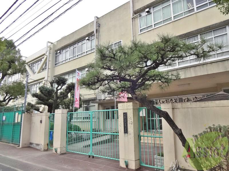 小学校　吹田東小学校（小学校）まで821m