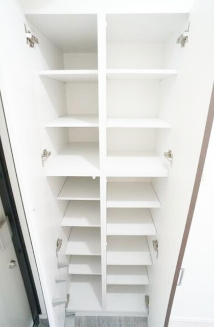 玄関　【ペット可物件です】