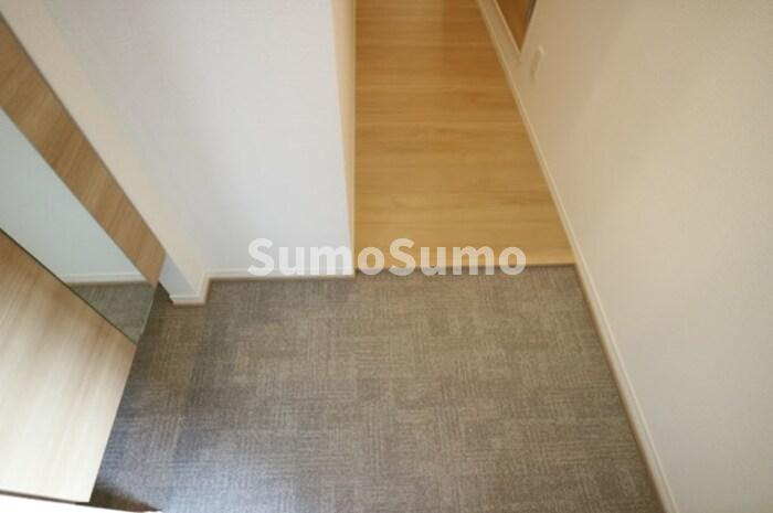 玄関　収納もある玄関です