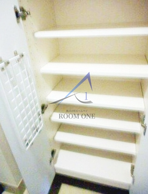 玄関　玄関です。