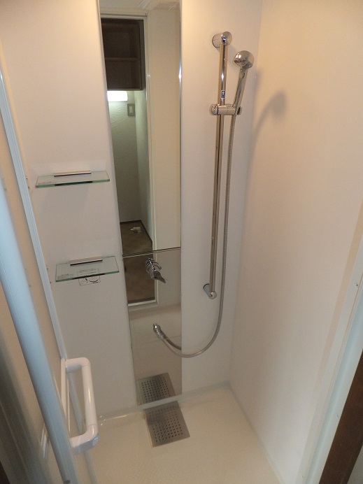 バス・シャワールーム　シャワールーム