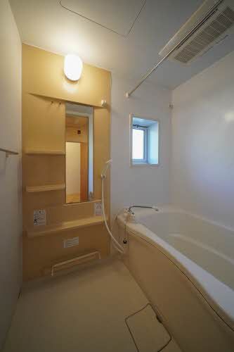 バス・シャワールーム　バスルーム