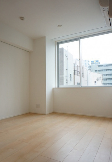 居室・リビング　※別部屋の参考写真です。