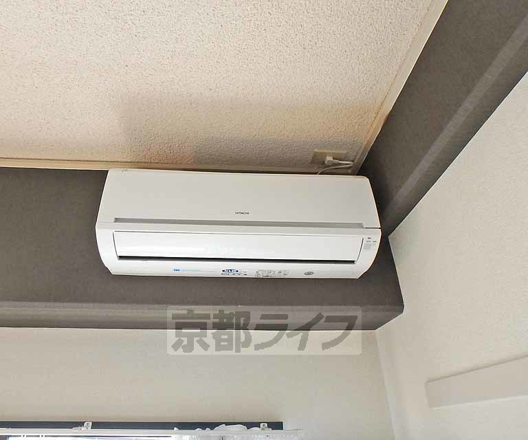 その他設備　真夏と真冬のお部屋を快適にしてくれます