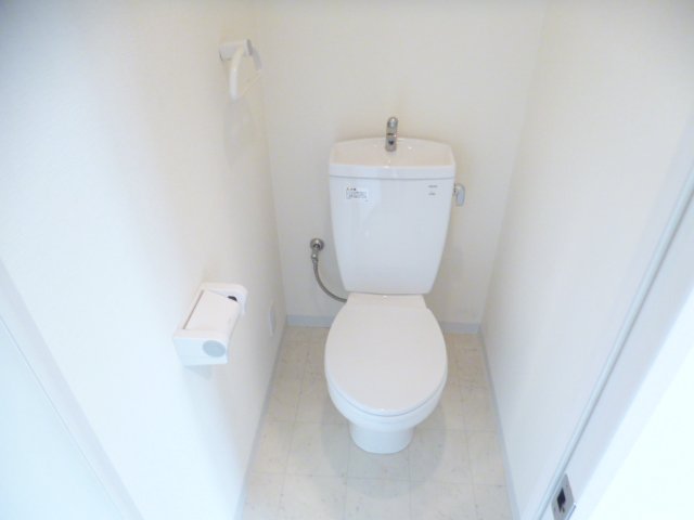 トイレ　同物件別号室